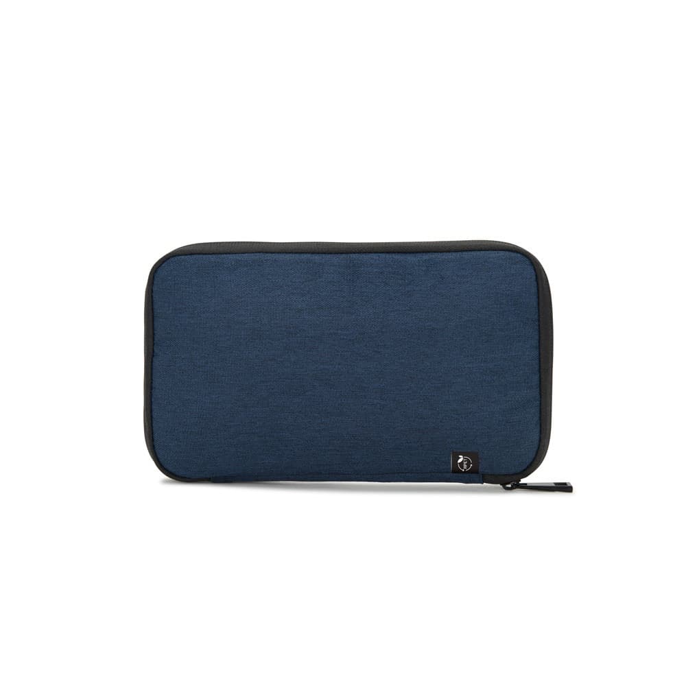 Newcastle BAG. Bolsa organizadora em poliéster reciclado 600D de alta densidade com compartimento principal espaçoso para acessórios tecnológicos — Azul