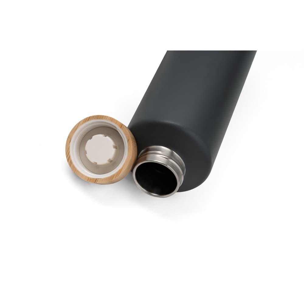 NORRE BOTTLE. Garrafa em aço inoxidável (36% reciclado) com parede dupla isolada a vácuo 640 mL — Preto